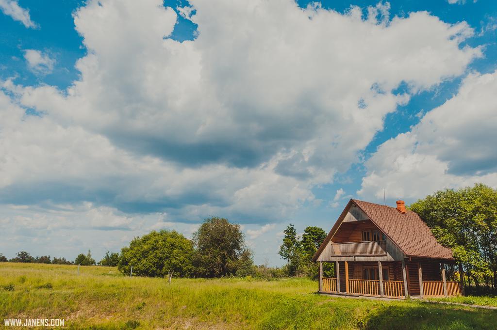 Hotel Rudzupukes Svente Exteriér fotografie