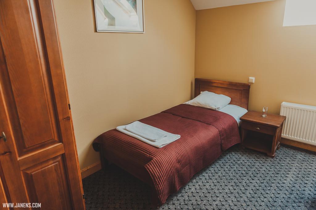 Hotel Rudzupukes Svente Exteriér fotografie