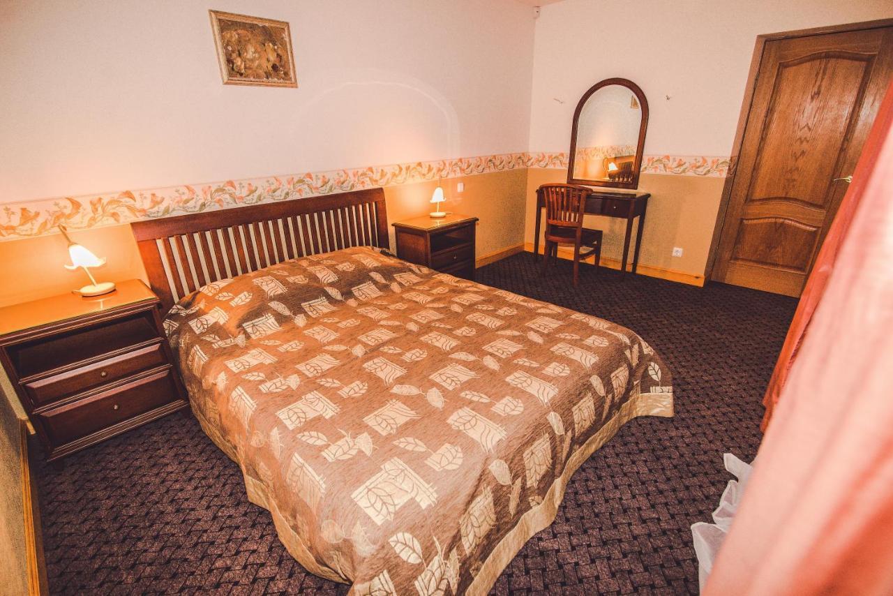 Hotel Rudzupukes Svente Exteriér fotografie
